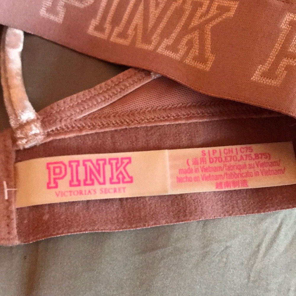 PINK VS velvet bralette!! - Picture 3 of 4
